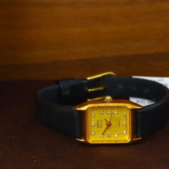 Geneve Classic Quartz Ladies, Champagne Dial - Yellow Gold Tone on Strap - Picture 12 of 13